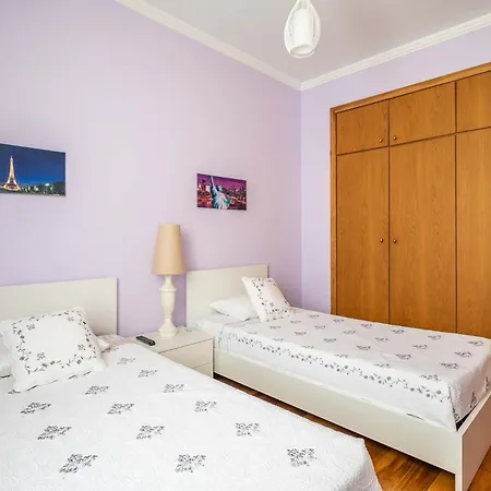Ferienwohnung Fuer 4 Personen Ca 130 Qm In So Martinho, Madeira Und Umgebung * Funchal (Madeira)