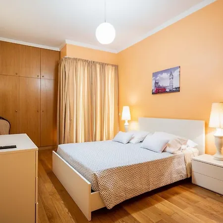 Apartment Ferienwohnung Fuer 4 Personen Ca 130 Qm In So Martinho, Madeira Und Umgebung